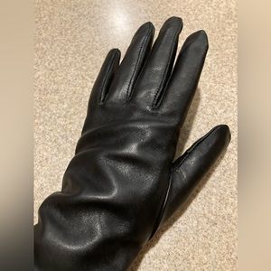 Womens black leather gloves